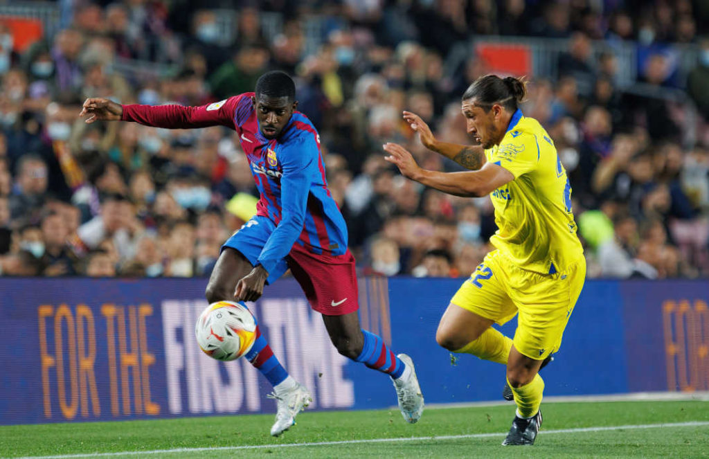 Ousmane Dembele (FC Barcelona) fights for the ball